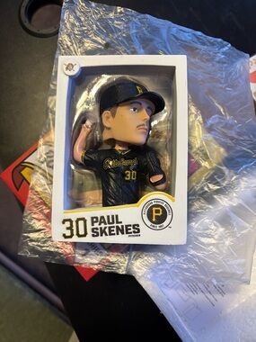 Pittsburgh Pirates #30 Paul Skenes Rookie Card Bobblehead